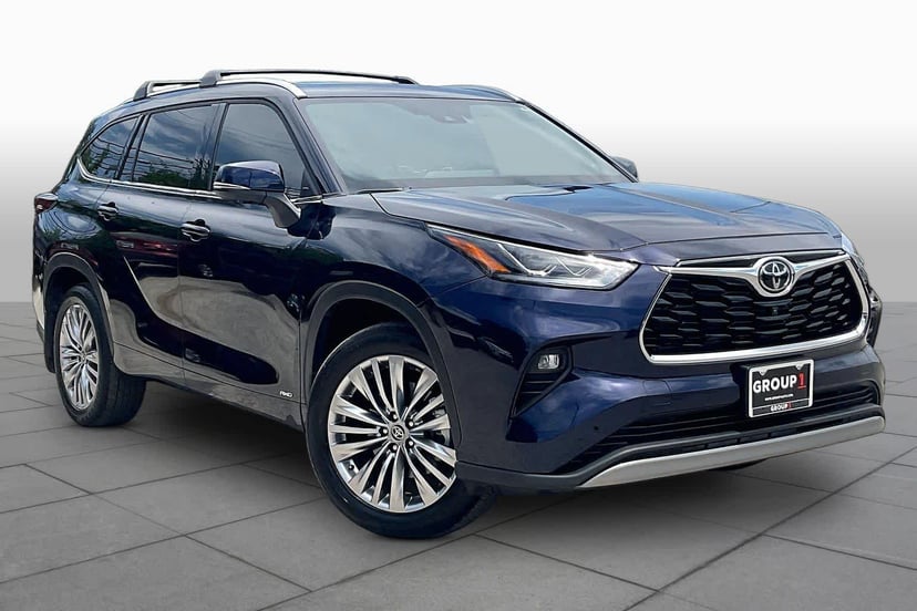 2026 Toyota Highlander - Image 1