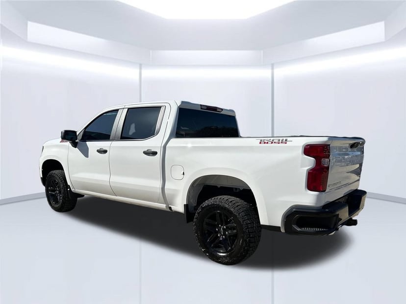 2026 Chevrolet Silverado 1500 - Image 1