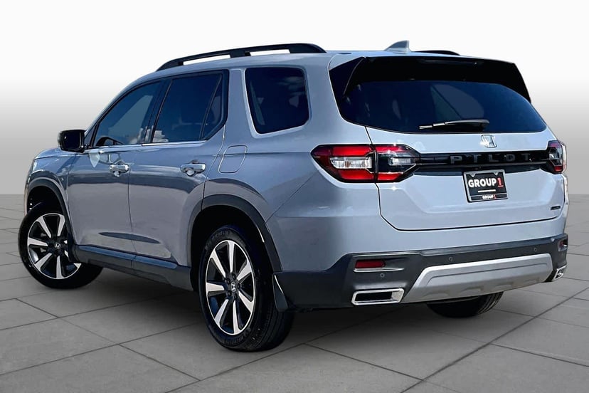 2025 Honda Pilot - Image 3
