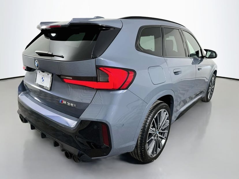 2025 BMW X1 - Image 3