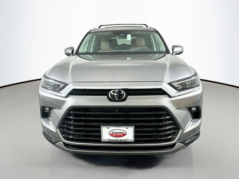 2026 Toyota Grand Highlander - Image 3