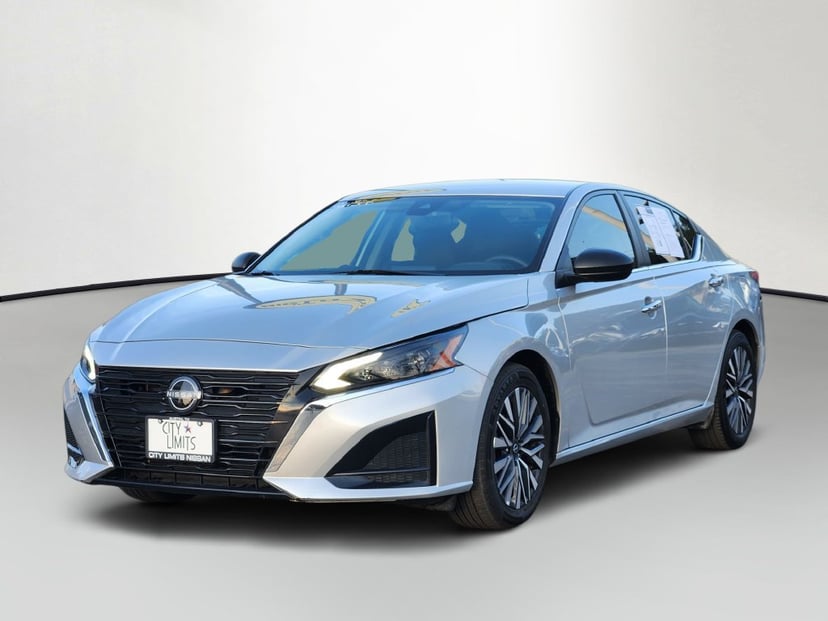 2025 Nissan Altima - Image 1