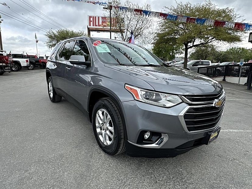 2021 Chevrolet Traverse - Image 1
