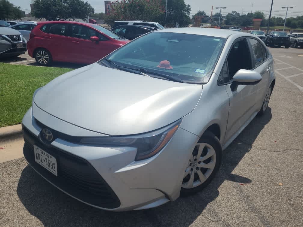 2026 Toyota Corolla - Image 2