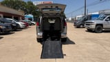 2017 Chrysler Pacifica - Preview 2