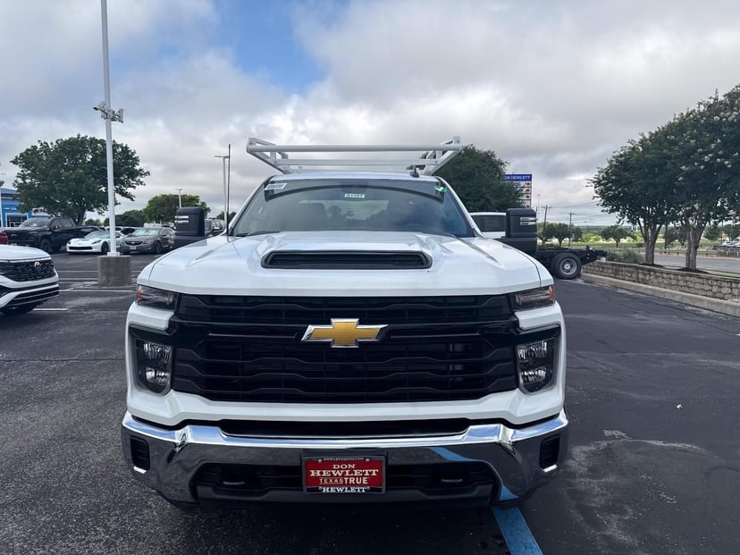 2026 Chevrolet Silverado 2500 HD - Image 3