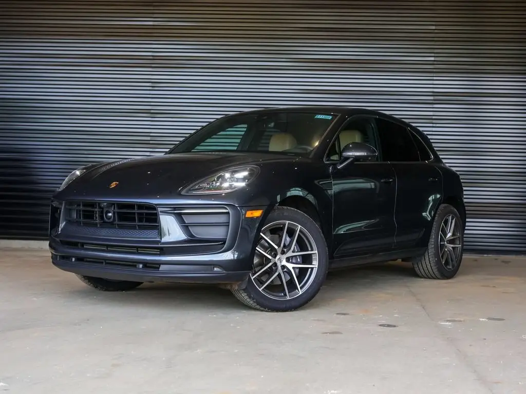 2026 Porsche Macan - Image 1