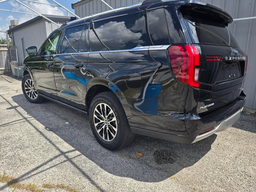 2025 Ford Expedition MAX - Image 3