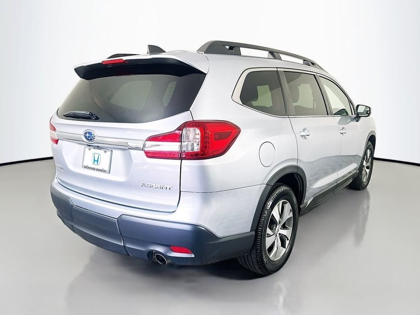 2022 Subaru Ascent - Image 3