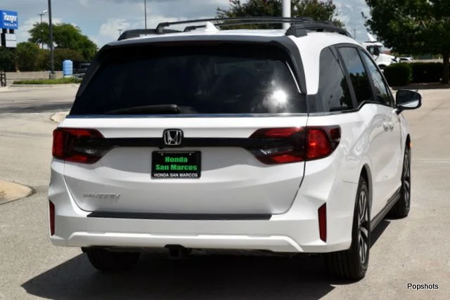 2026 Honda Odyssey EX-L 4D Passenger Van Platinum White - Image 3