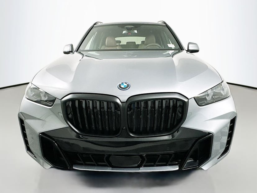 2026 BMW X5 - Image 3