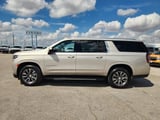 2023 Chevrolet Suburban - Preview 4