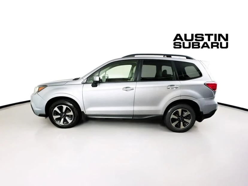 2017 Subaru Forester - Image 2