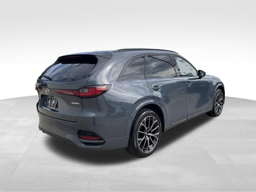 2025 Mazda CX-70 - Image 3
