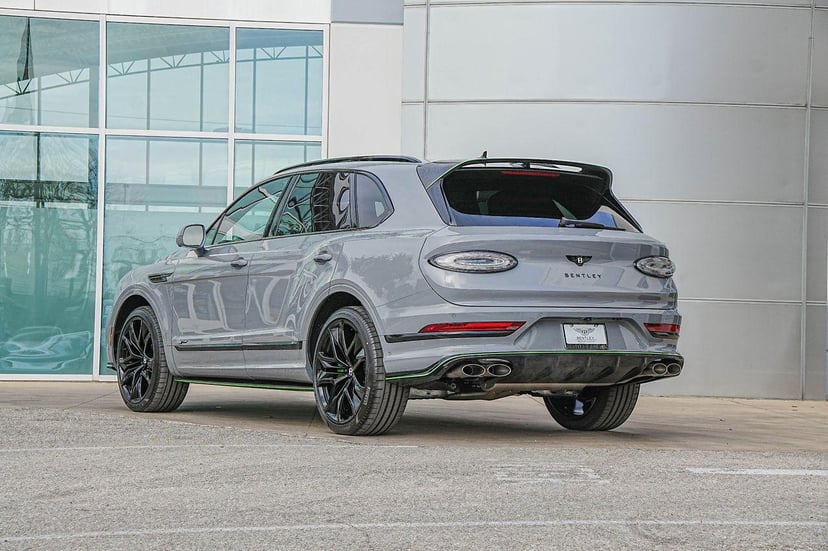 2026 Bentley Bentayga - Image 2