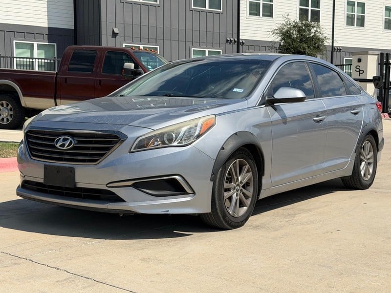 2016 Hyundai Sonata - Image 1