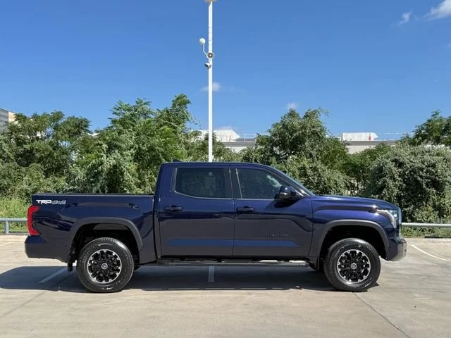 2023 Toyota Tundra - Image 3