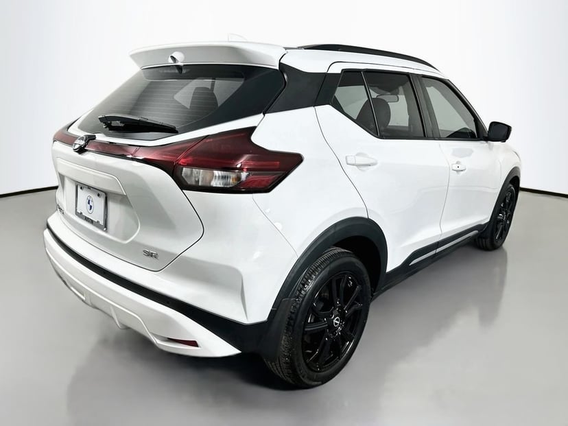 2024 Nissan Kicks - Image 3