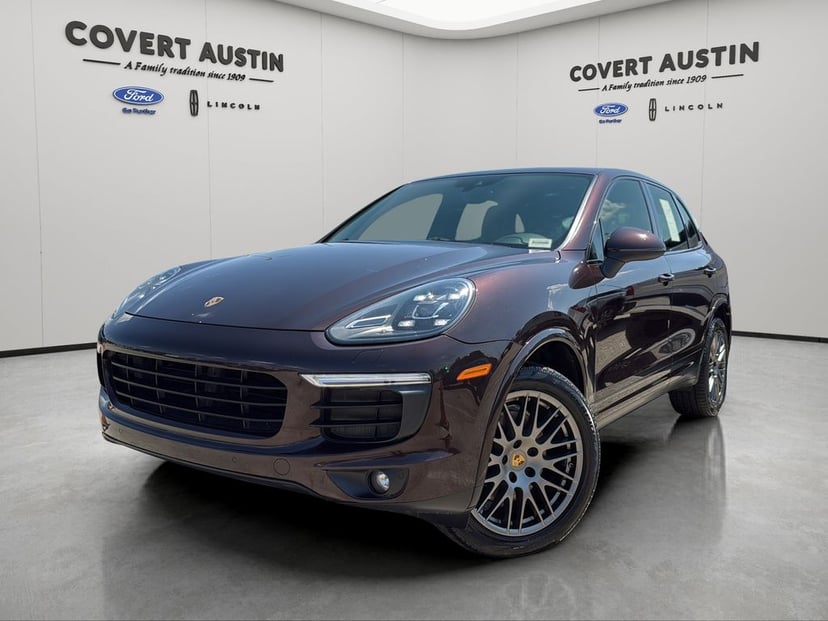2017 Porsche Cayenne - Image 1