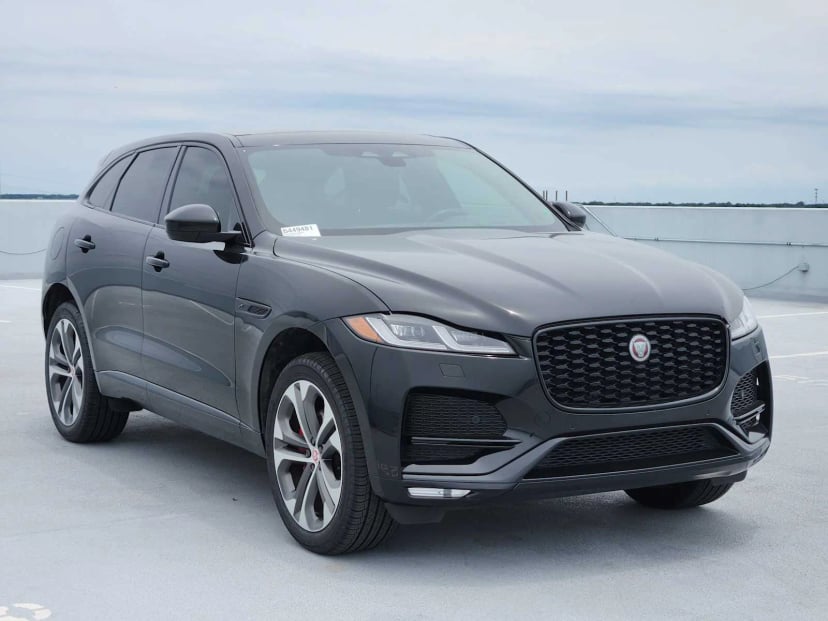 2022 Jaguar F-PACE - Image 3