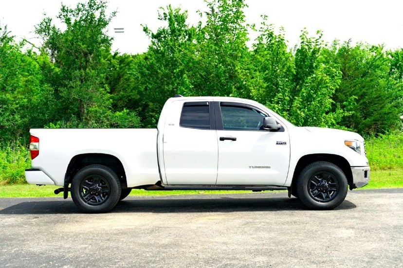 2021 Toyota Tundra - Image 2