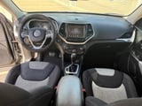 2014 Jeep Cherokee - Preview 12
