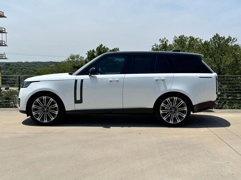 2023 Land Rover Range Rover - Image 3