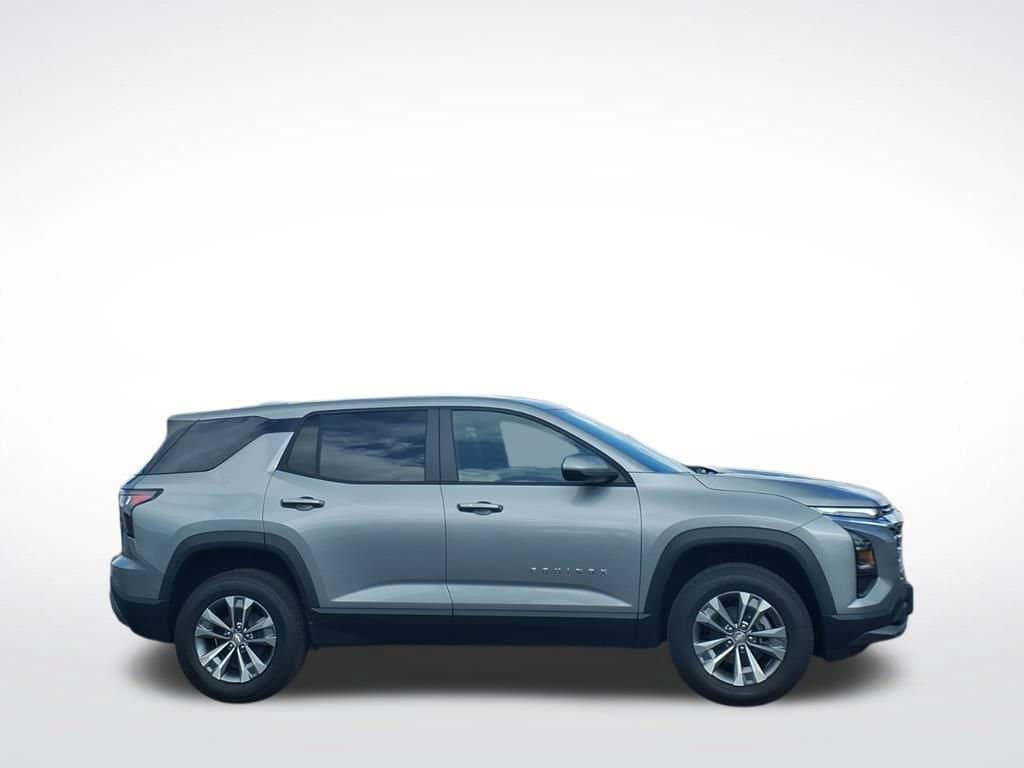 2027 Chevrolet Equinox - Image 2