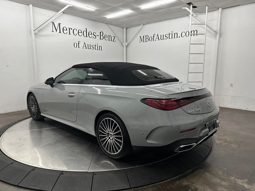 2027 Mercedes-Benz CLE - Image 2