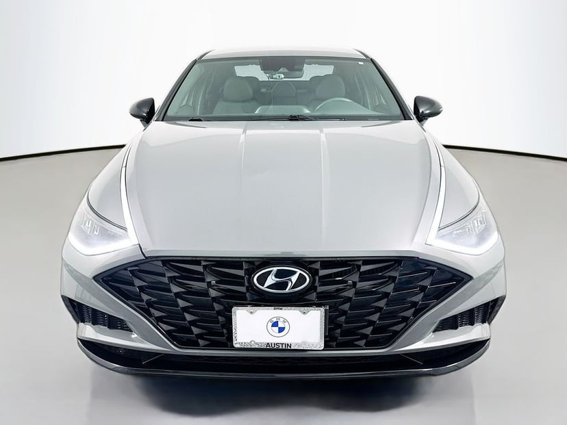 2020 Hyundai Sonata - Image 2