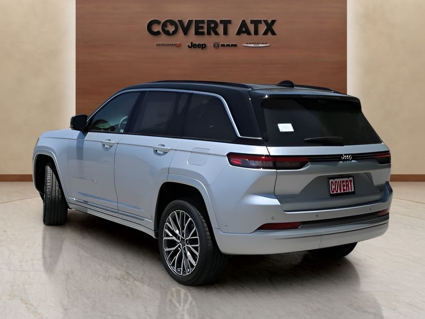 2026 Jeep Grand Cherokee - Image 3