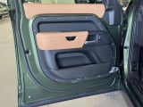 2026 Land Rover Defender - Preview 12