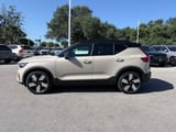 2025 Volvo EX40 - Preview 2