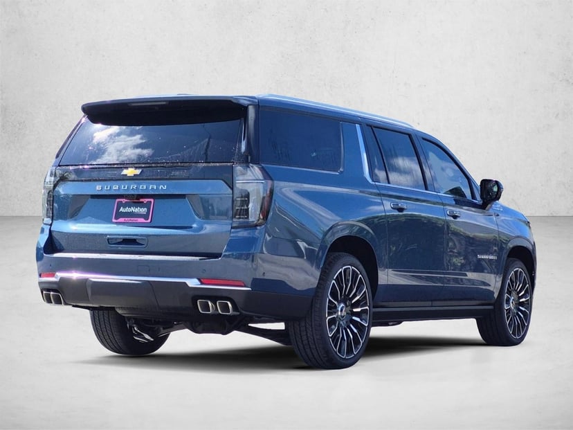 2026 Chevrolet Suburban - Image 2