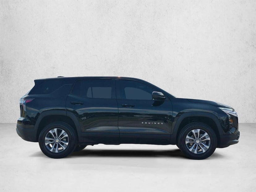 2026 Chevrolet Equinox - Image 2