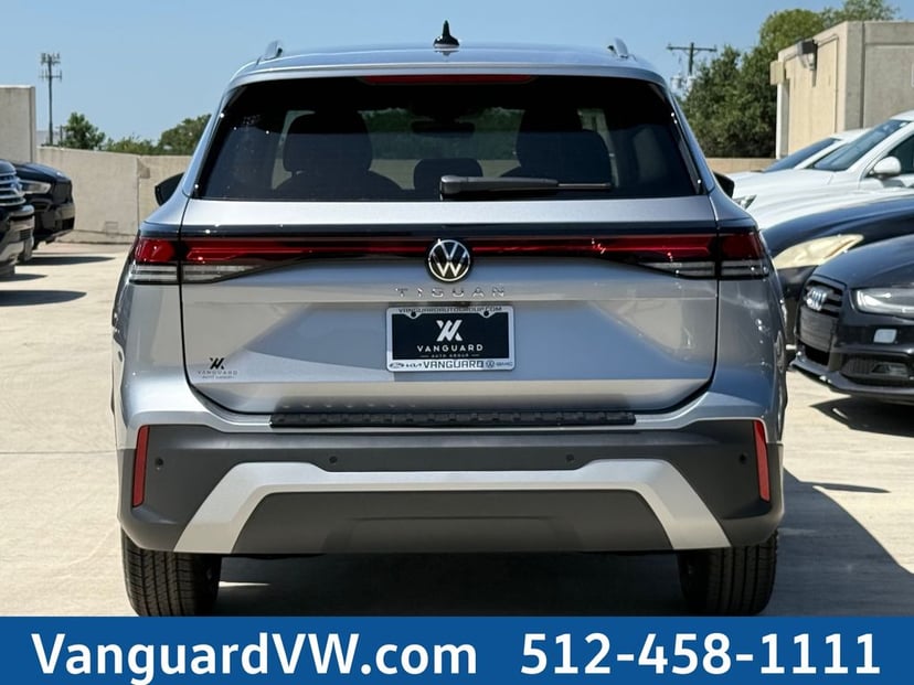 2026 Volkswagen Tiguan - Image 2