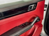2023 Porsche Cayenne - Preview 15