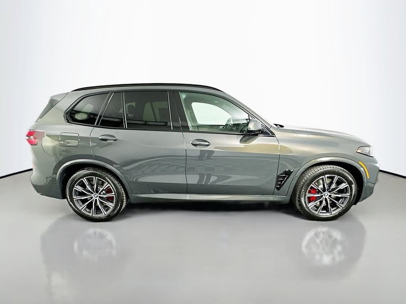 2026 BMW X5 - Image 3