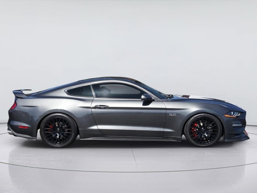 2018 Ford Mustang - Image 2