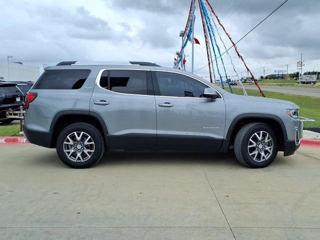 2023 GMC Acadia - Image 2