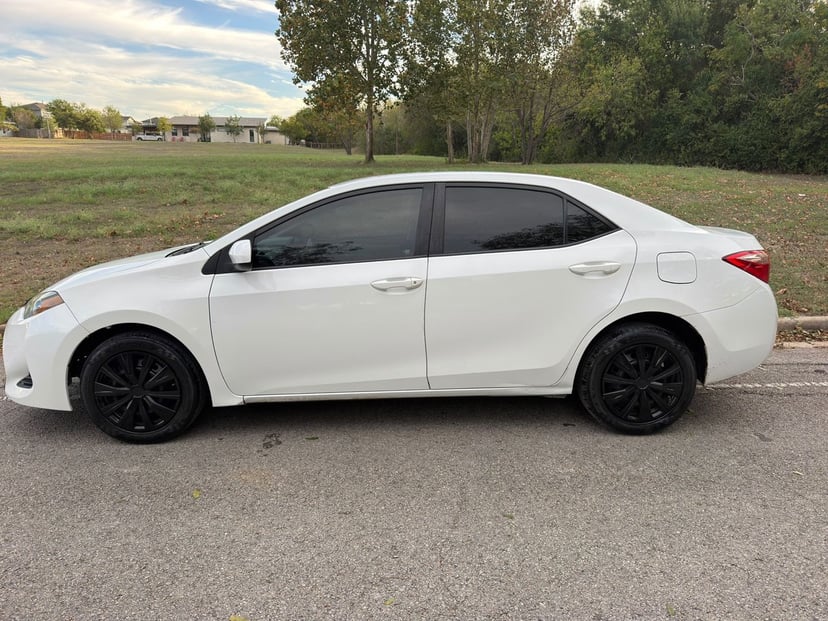 2017 Toyota Corolla - Image 1