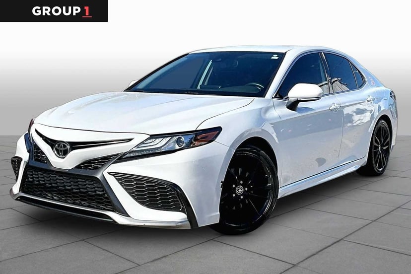 2021 Toyota Camry - Image 2