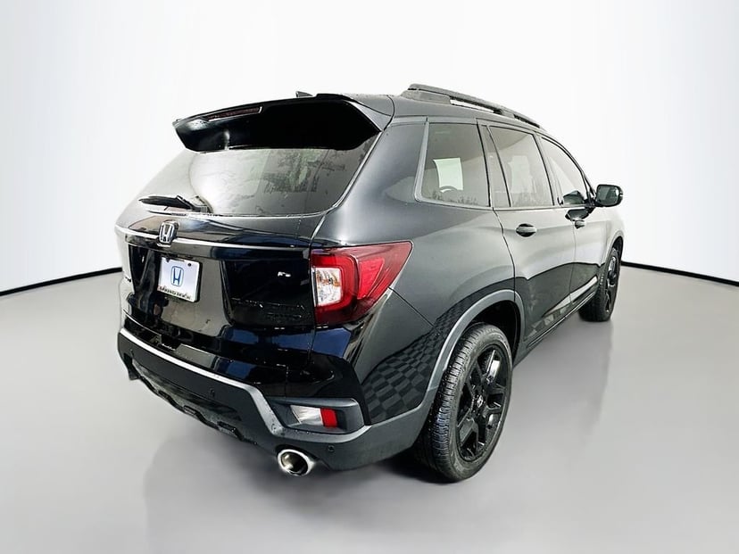 2024 Honda Passport - Image 3