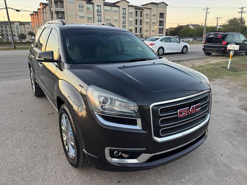2017 GMC Acadia - Image 1