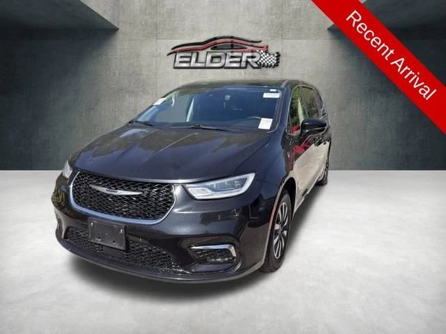 2024 Chrysler Pacifica - Image 1