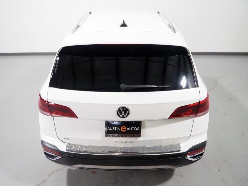 2023 Volkswagen Taos SE - Image 3