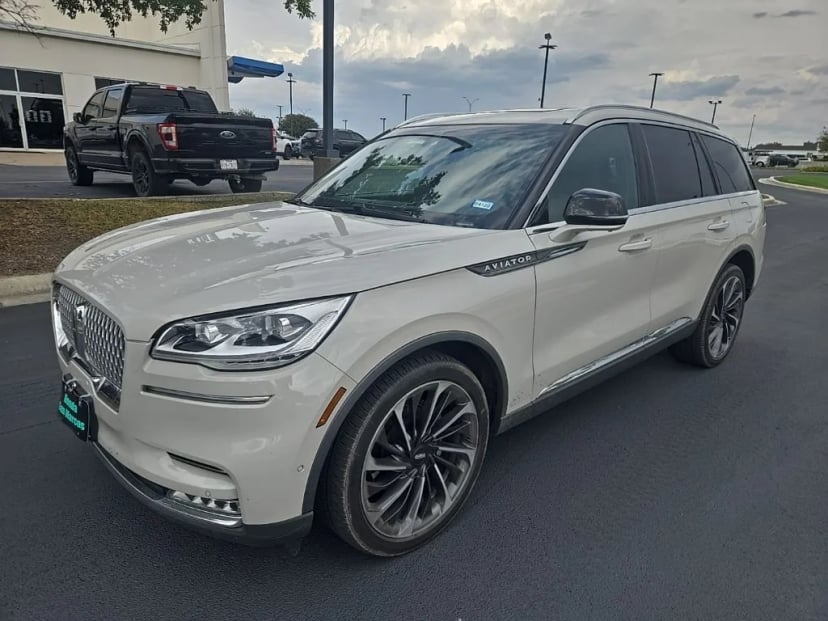 2020 Lincoln Aviator - Image 1