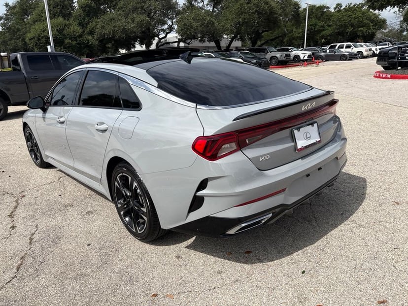 2023 Kia K5 - Image 3