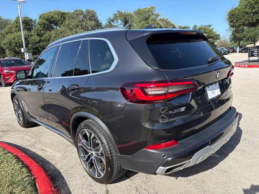 2021 BMW X5 - Image 2