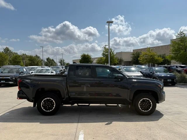 2024 Toyota Tacoma - Image 3